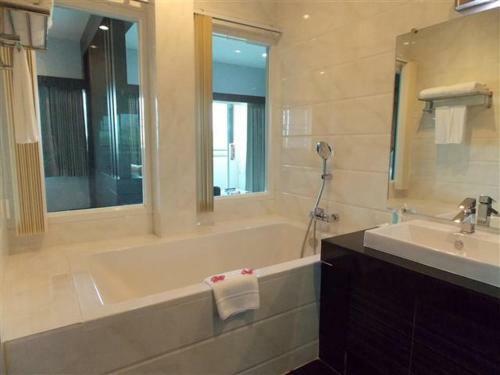 Hotel Phanhin 304 (r1)