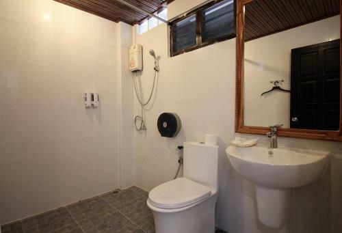 Hotel Pornpailin Riverside Resort