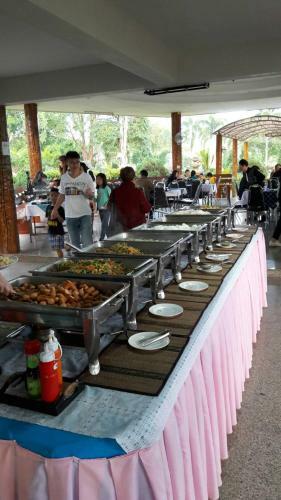 Hotel Tanaosri & Creekside Resort
