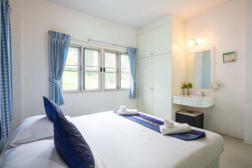 Hotel Phukaew & Adventure Park Resort