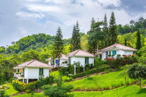 Hotel Phukaew & Adventure Park Resort
