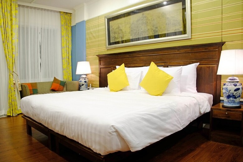 Hotel Ndol Streamside Thai Villas