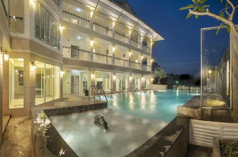 Hotel Siam Tharadol