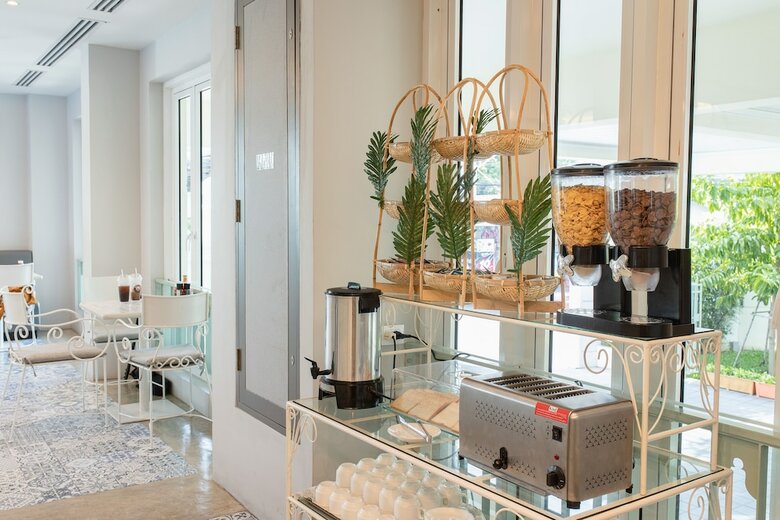 Hotel Siam Tharadol