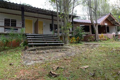 Hostal Phu Zai Keaw