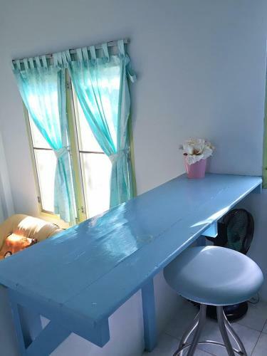 Hostal At Home172