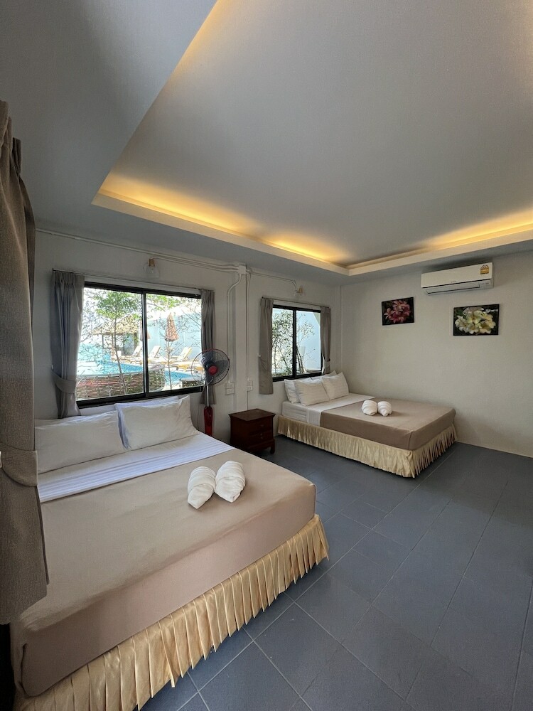 Hotel Pen's Bungalow