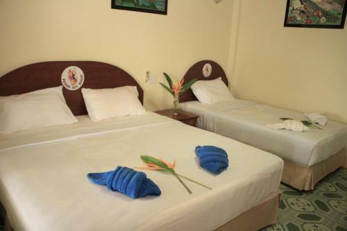 Hotel Dragon Hut Resort