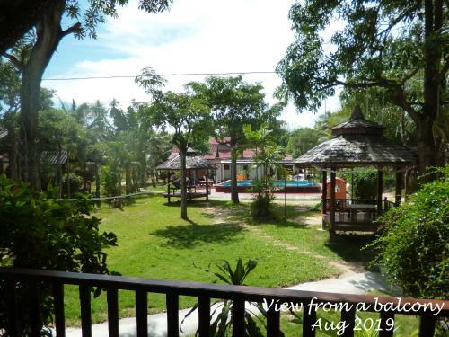 Hotel Haad Salad Resort