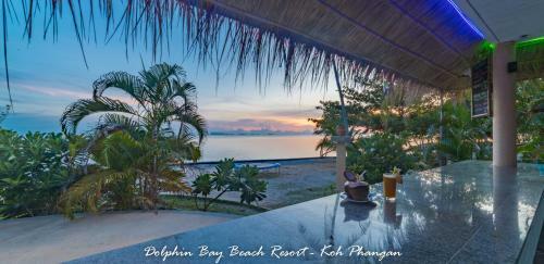 Hotel Dolphin Bay Beach Resort