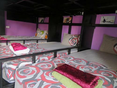 Hostal Same Same Guesthouse, Bar & Restaurant