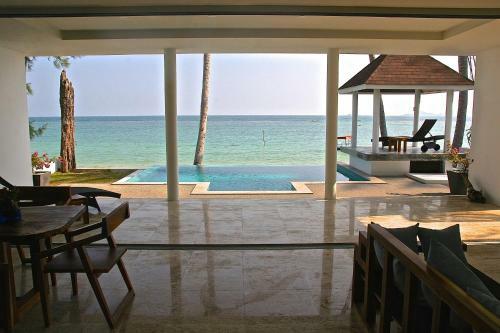 Diamond Villa