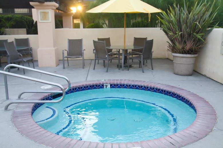 Hotel Best Western Plus South Coast Inn