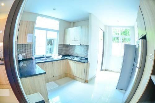 Tamnak Beach House
