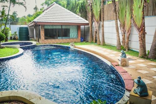 Tamnak Beach House
