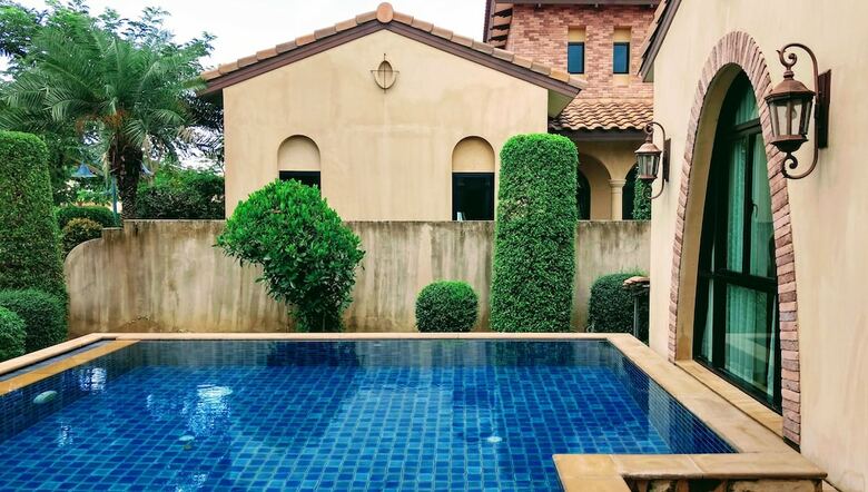 Villa Chivani Pattaya