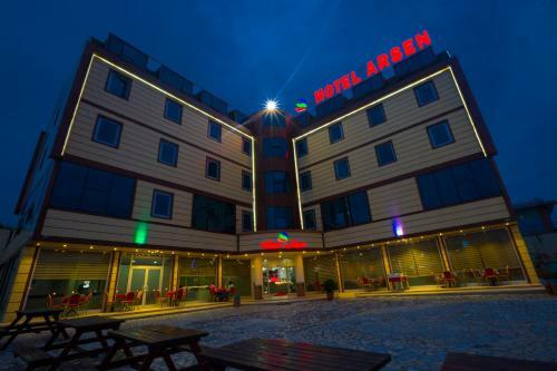 Arsen Hotel
