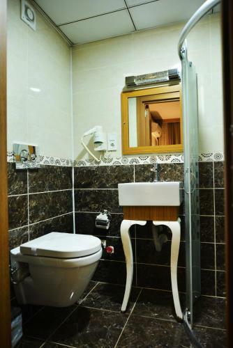 Uluhan Hotel