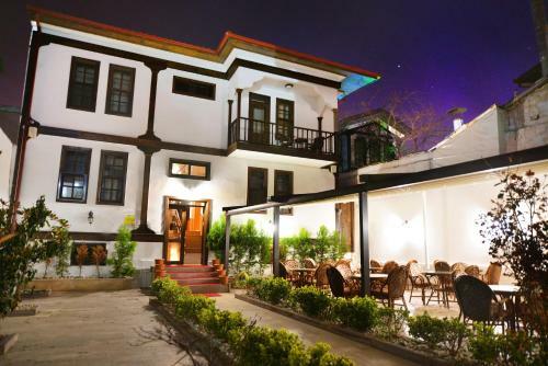 Uluhan Hotel