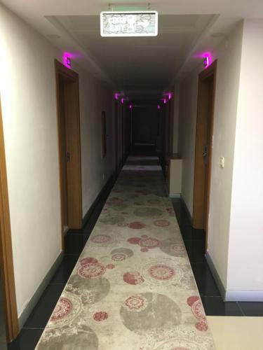 Umur Hotel