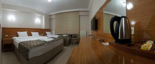 Umur Hotel