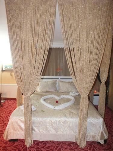 Demosan Hotel