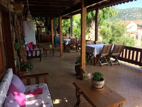 Hostal Simena Pension