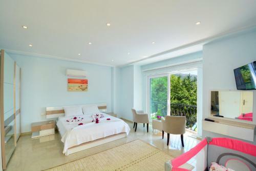 Korunakl? Villa Zara