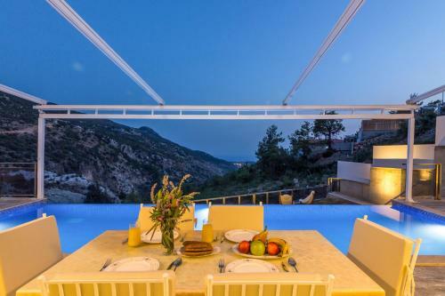 Islamlar Villa Sleeps 4 Pool Air Con Wifi