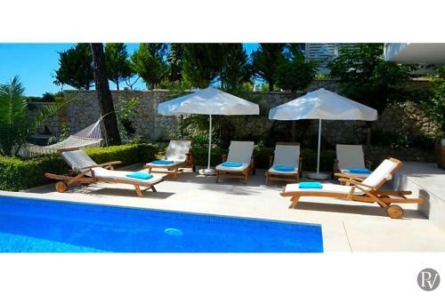 Islamlar Villa Sleeps 10 Pool Air Con Wifi