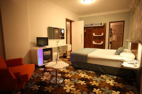 Buyuk Saruhan Hotel
