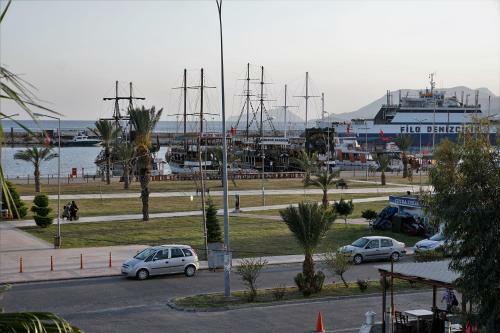 Bed & Breakfast Marina Hotel