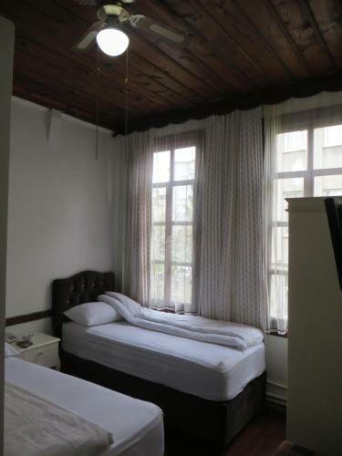 Hotel Sebile Han?m Kom?u Konak