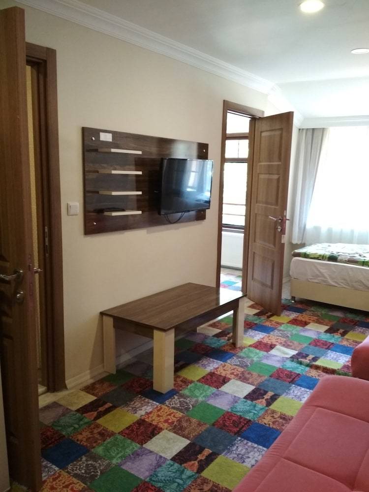 Hostal Cennet Motel