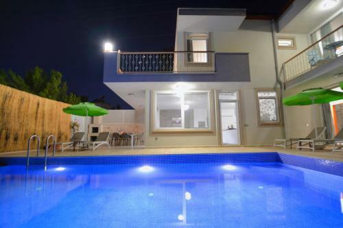 Private Villa Aldora