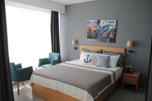 Port Marina Hotel