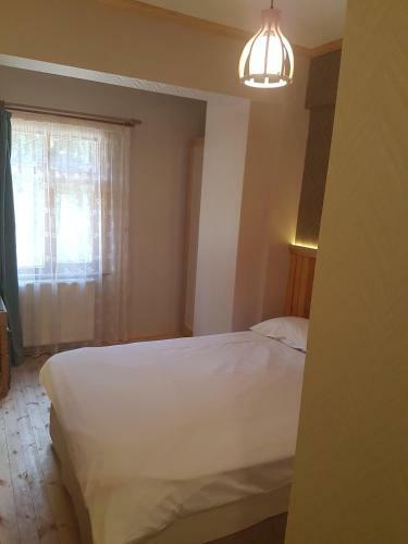 Sis Hotel