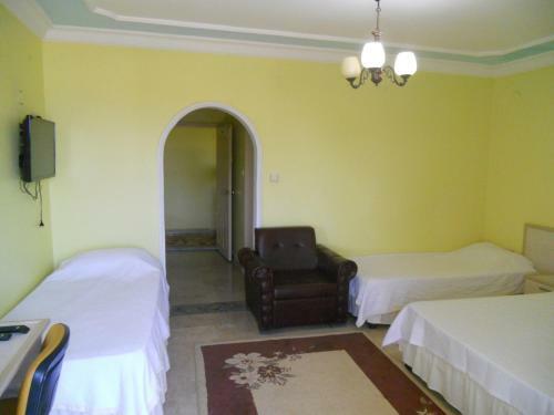 Bar?? Hotel
