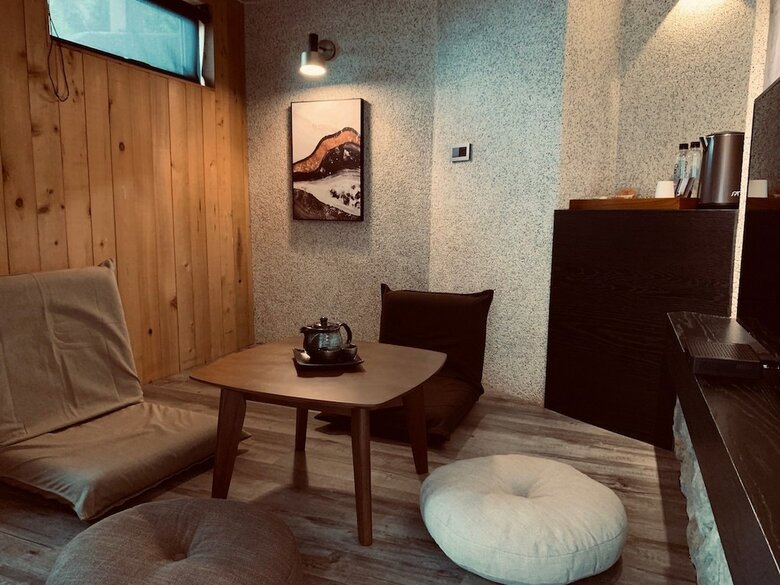 Hostal Something Easy Inn
