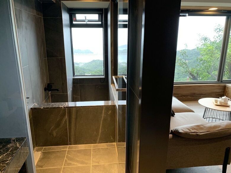 Hostal Something Easy Inn