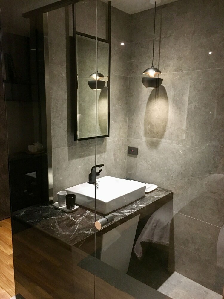 Hostal Something Easy Inn