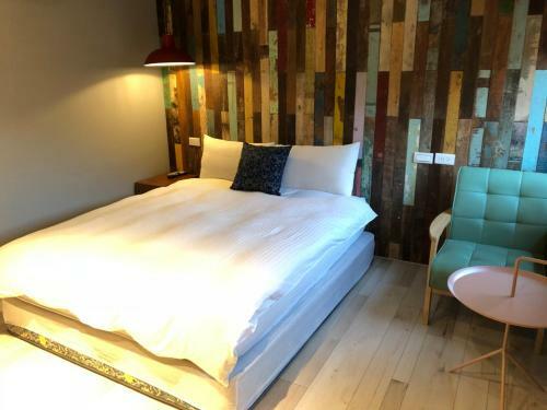 Jiufen Happyland B&B
