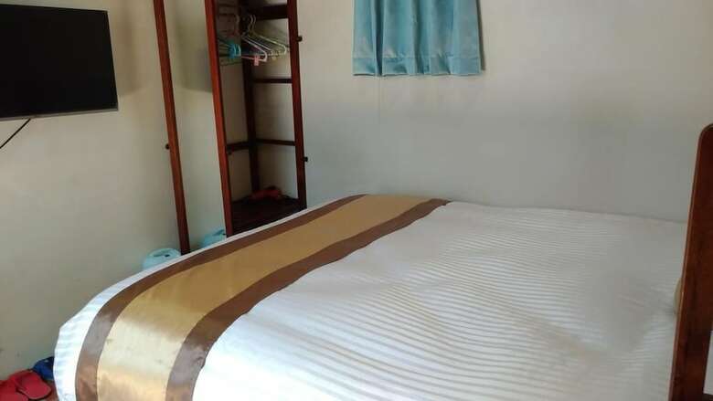 Hotel Sunny's Home
