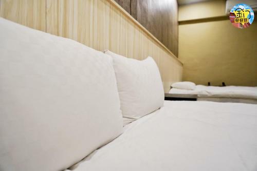 Hotel Cube Guest House