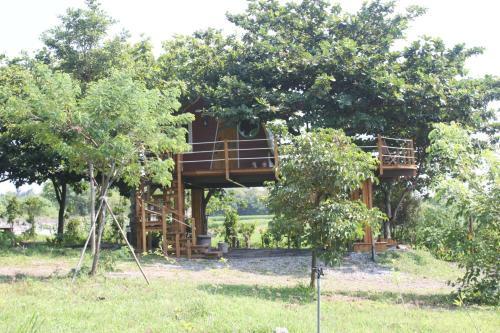 Knt House