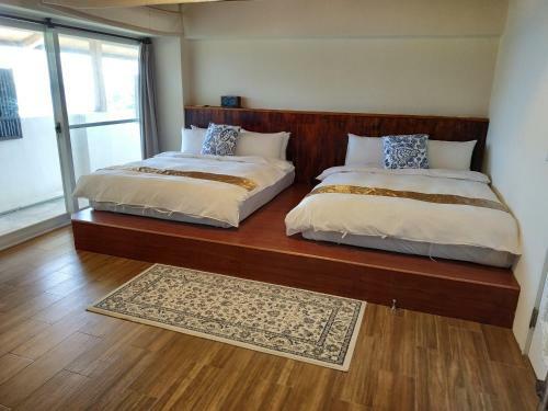 Cenacle B & B