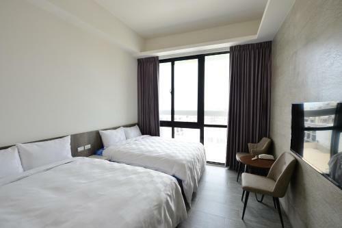 Posada Sky Square Business Travel