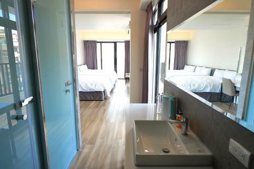Posada Sky Square Business Travel