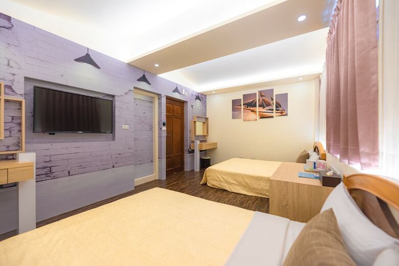 Bed & Breakfast Summer Blue