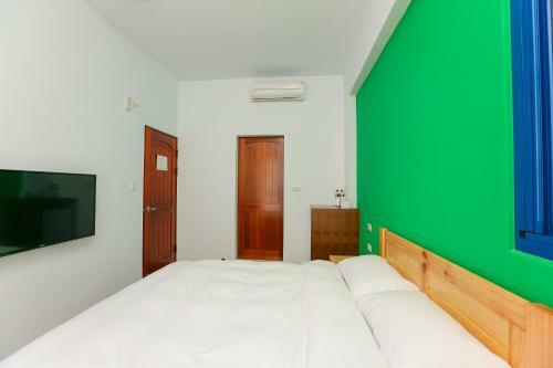 Bed & Breakfast Travel Light House